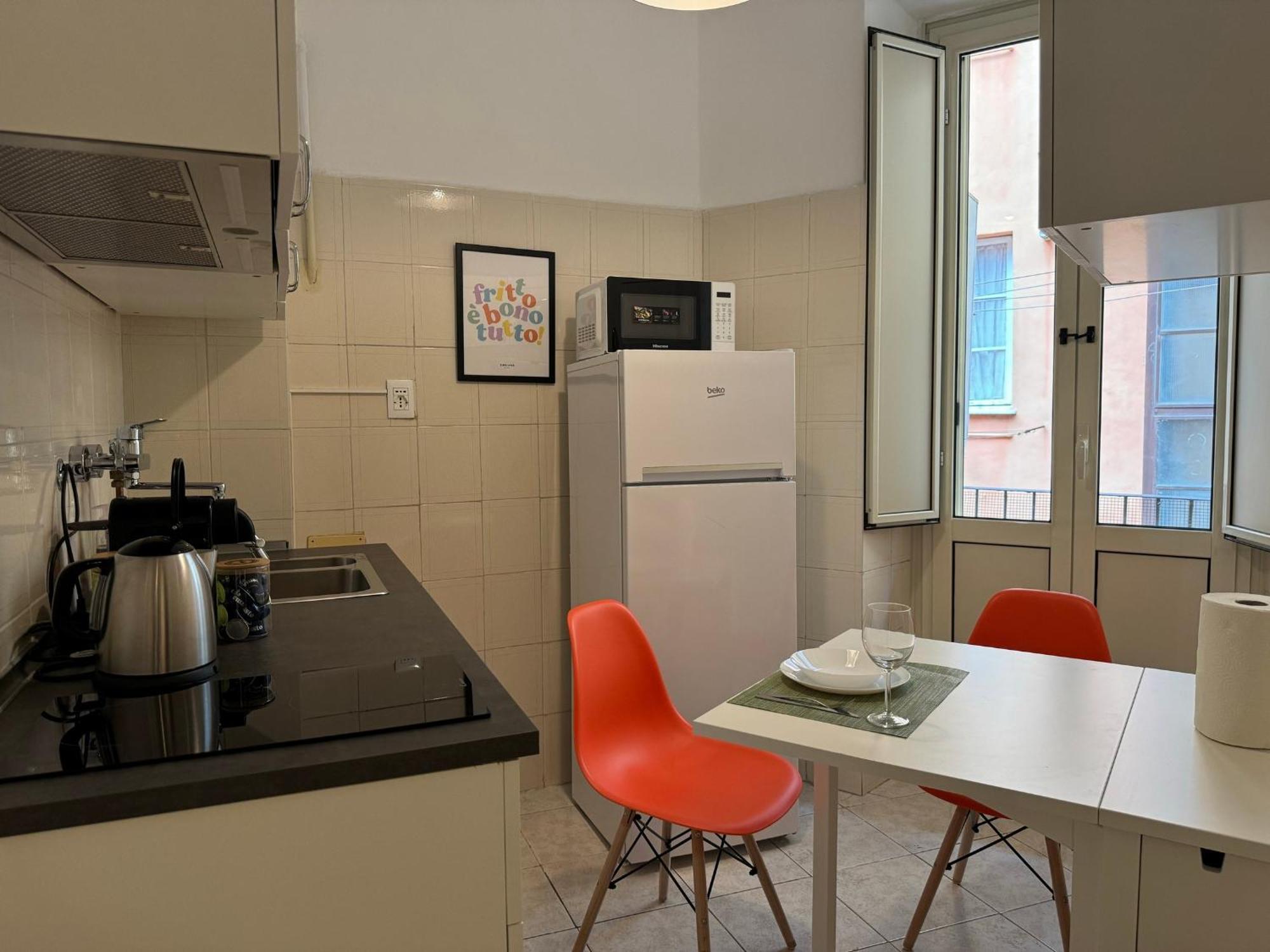 The Best Rent - Spacious One-Bedroom Apartment Near Colosseum Rom Exteriör bild